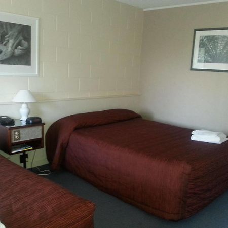 Midtown Motor Inn Whanganui Bagian luar foto